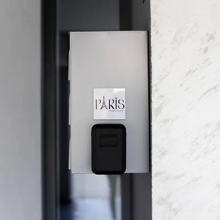 Paris Opulent Lifestyle Apartamento Drama