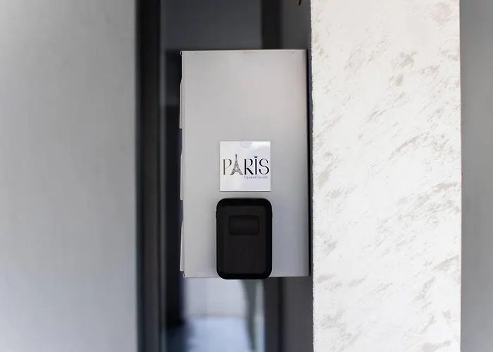 Paris Opulent Lifestyle 아파트 드라마
